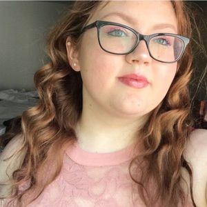 Meet your Posher, Abby